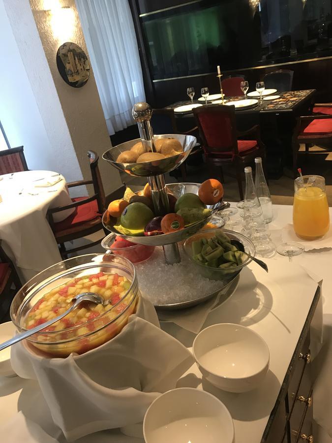A Casa Canut Hotel Gastronomic Les Escaldes Εξωτερικό φωτογραφία Fruit salad